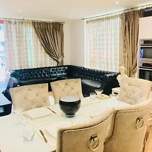 Luxury North Greenwich , London United Kingdom