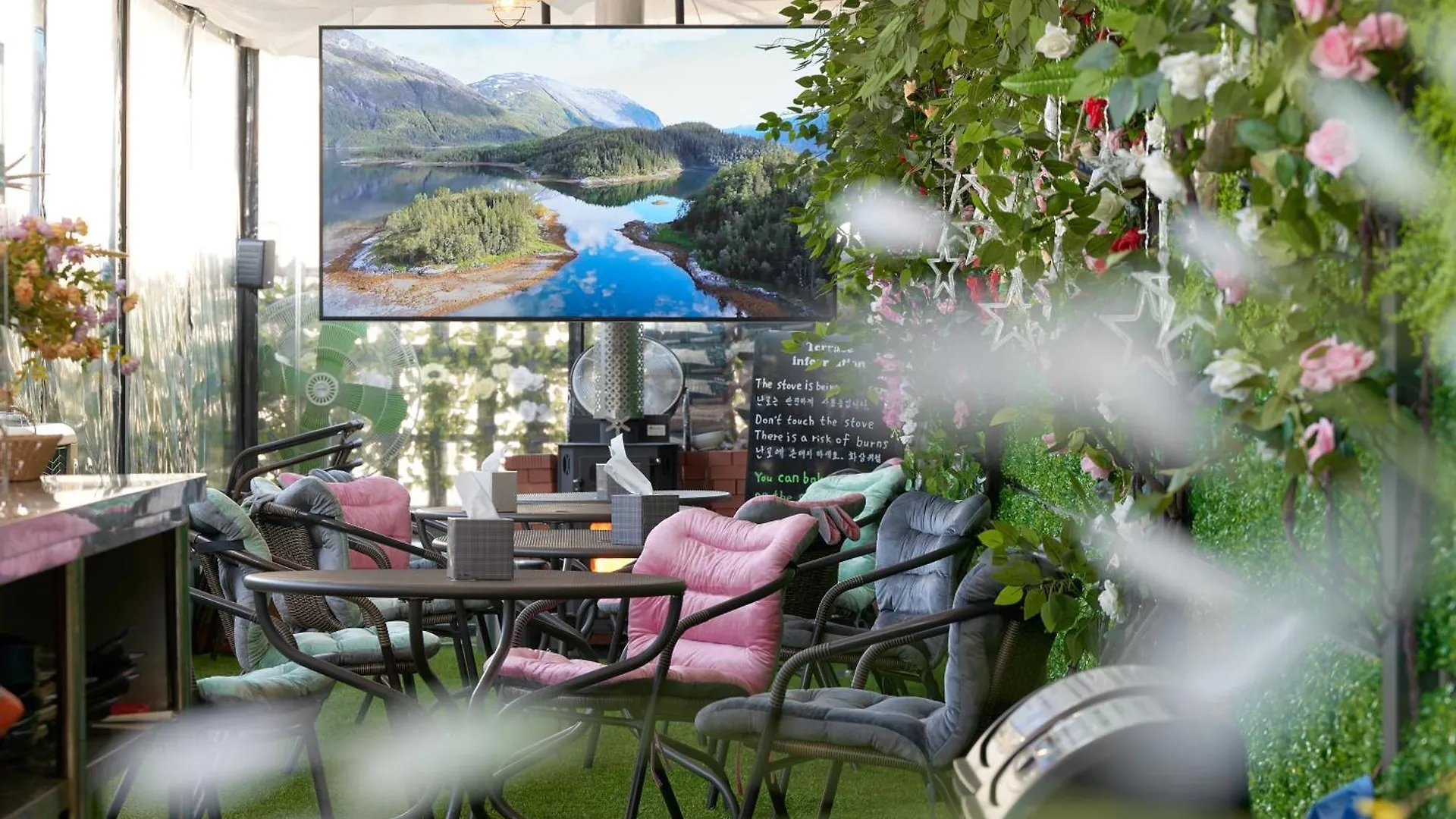 Snowflower Guesthouse Сеул